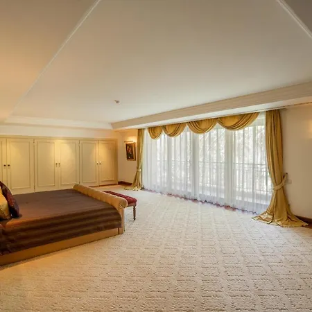 Villa Side Vilă