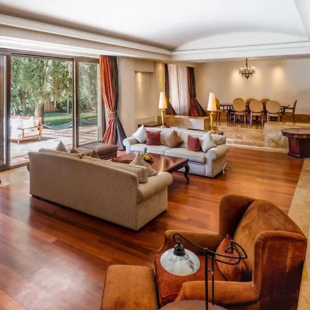 Villa Side Vilă Side